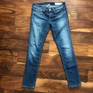 Light wash skinny ankle jeans